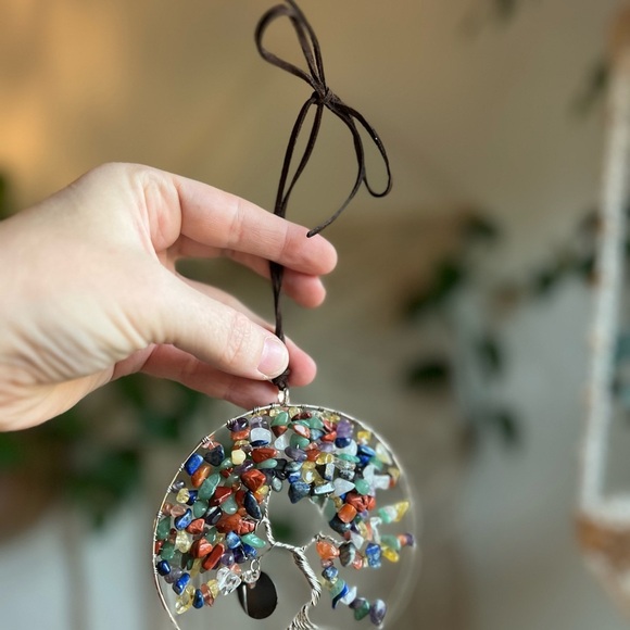 Tree of Life Dreamcatcher – Chakra Gemstone Wall Hanging with Feathers – Boho - Picture 5 of 9